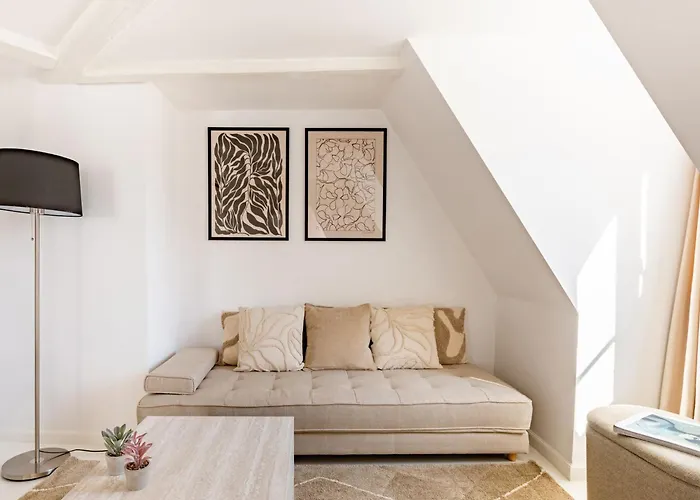 Admiral - Cosy 1-bdr In Apartman *