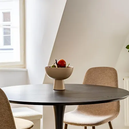 Admiral - Cosy 1-bdr In Apartment